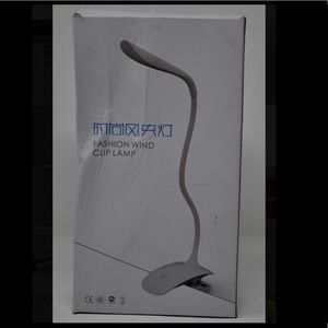Fashion Wind Clip Lamp